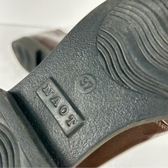 Naot Brown Leather Ankle Boots Classic Design 37 - Picture 9 of 10